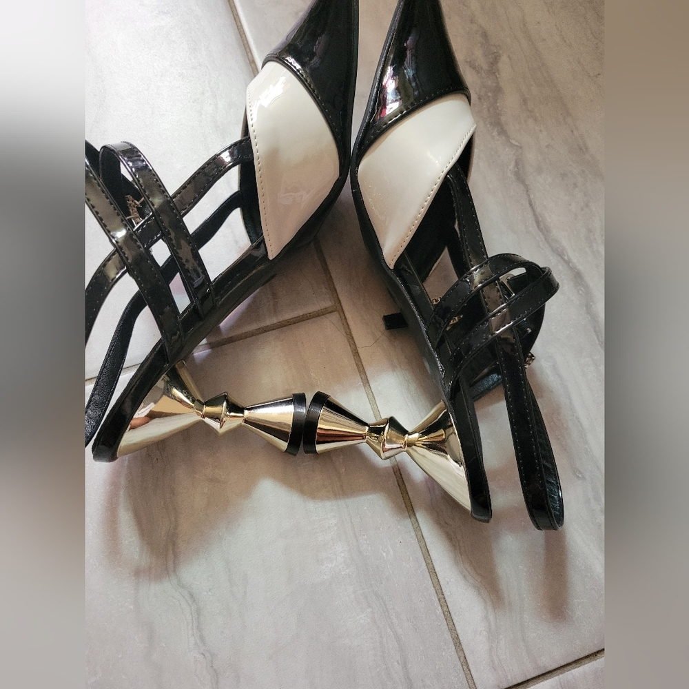 Kaigelin Elegant High Heels Women Contrast Color Pointy Toes Shoes SZ 11 - Picture 9 of 16